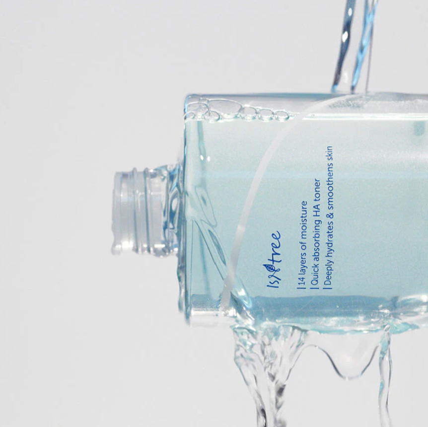 Isntree - Ultra-Low Molecular Hyaluronic Acid Toner (300 ml)