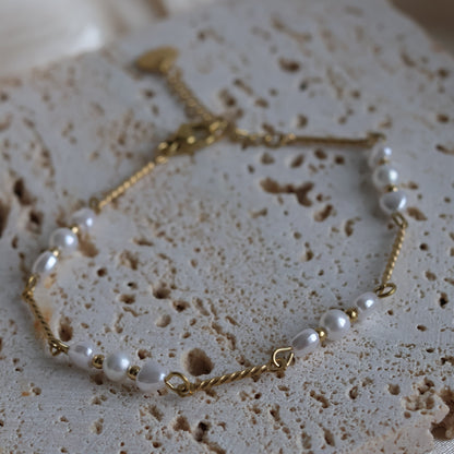 Set of 6 Amber bracelets